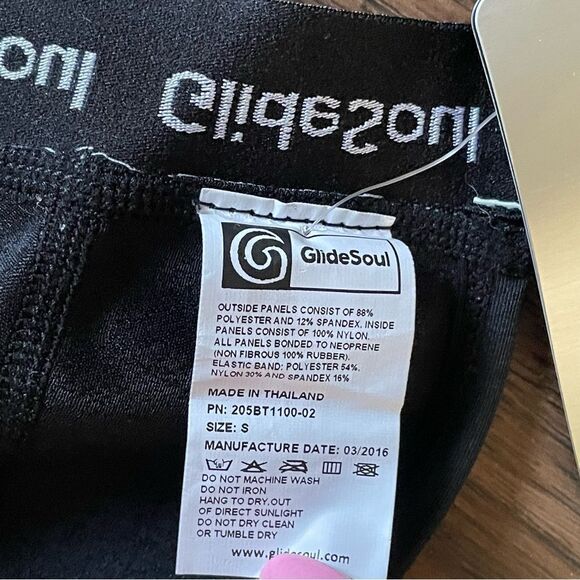 NWT GlideSoul Leopard Print Neoprene Bikini Set Black White Gray Size Small - Picture 10 of 10